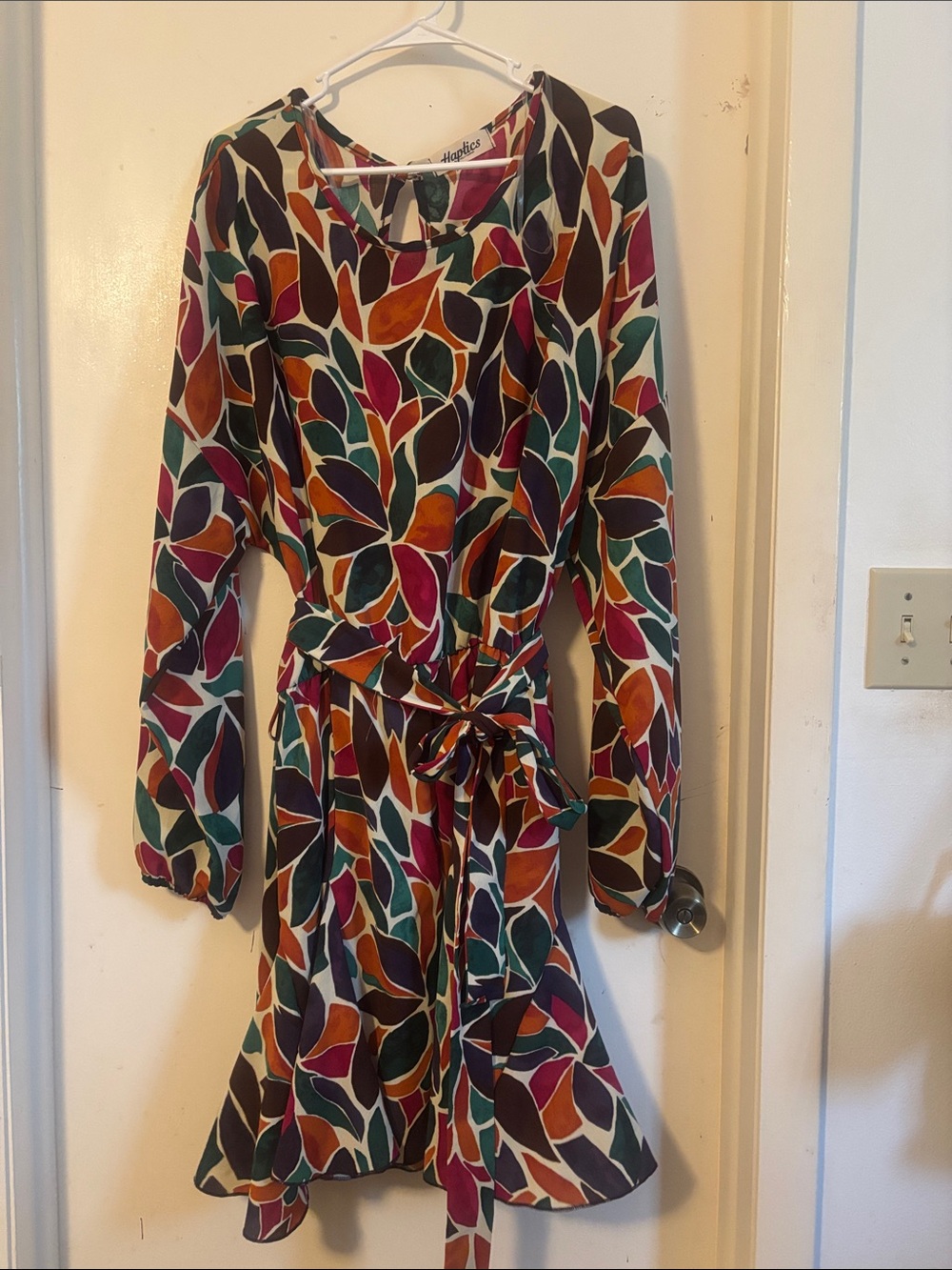 Leaf-Print Tie-Waist Jumpsuit in Multi Color